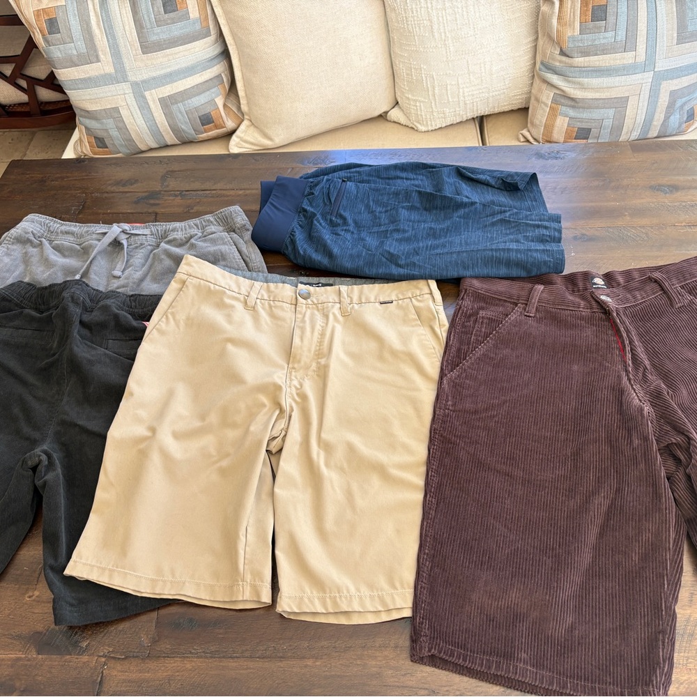 Casual Flat Front Men's Shorts in Black and Gray - Workwear Style